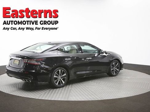 Used 2022 Nissan Maxima SV FWD image 42