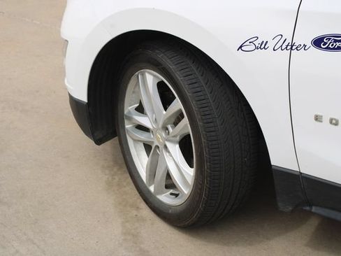 Used 2019 Chevrolet Equinox Premier w/ LPO, Cargo Package FWD image 9