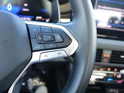 Used 2025 Volkswagen Jetta SE image 21