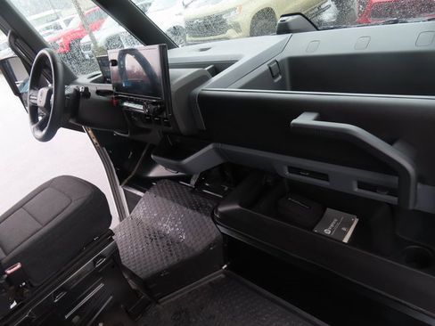 Used 2024 Chevrolet Brightdrop 600 w/ Battery Pack, Max Range image 31