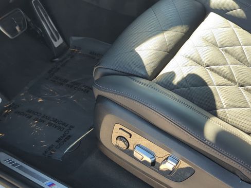 Certified 2024 BMW X5 xDrive40i w/ M Sport Package image 17