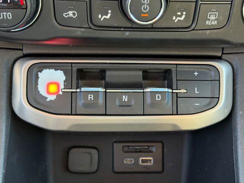 Used 2020 GMC Acadia Denali w/ LPO, Floor Liner Package image 32