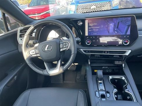 Used 2024 Lexus RX 350 Premium w/ Convenience Package image 8