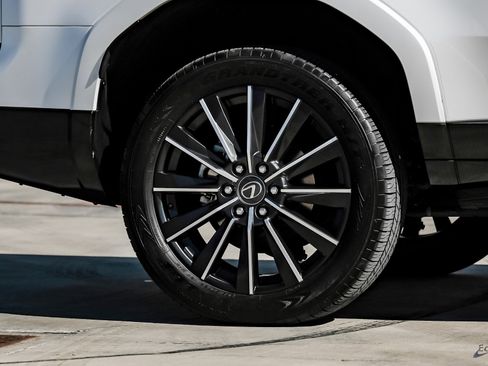 Used 2025 Lexus GX 550 image 93