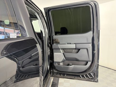 Used 2026 Ford F250 Lariat w/ Black Appearance Package AWD/4WD image 28