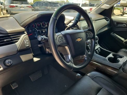 Used 2019 Chevrolet Tahoe LT RWD image 17