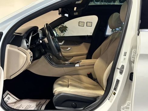 Used 2018 Mercedes-Benz C 300 Sedan image 13