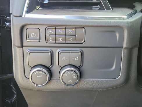 New 2026 Chevrolet Tahoe LS image 21