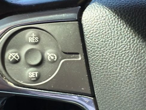 Used 2019 Chevrolet Traverse LT w/ LPO, Blackout Package AWD/4WD image 12