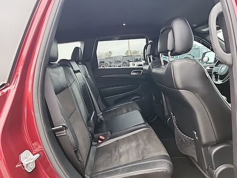 Used 2019 Jeep Grand Cherokee Altitude image 23