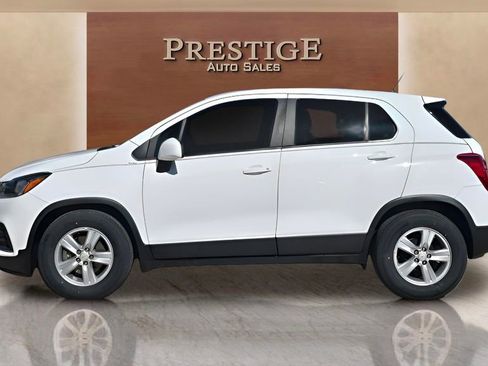 Used 2020 Chevrolet Trax LS image 22