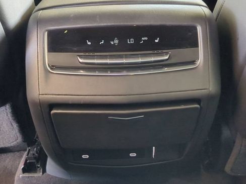 Used 2024 Cadillac Escalade Sport RWD image 31