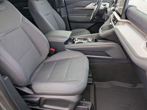 New 2026 Ford Explorer Active image 21