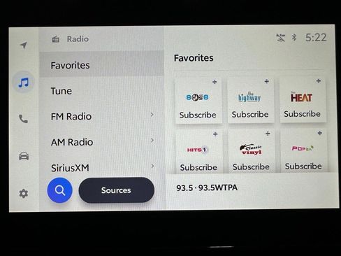 Used 2025 Toyota RAV4 XLE Premium image 27