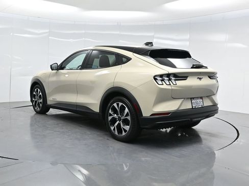 Used 2025 Ford Mustang Mach-E Select image 6