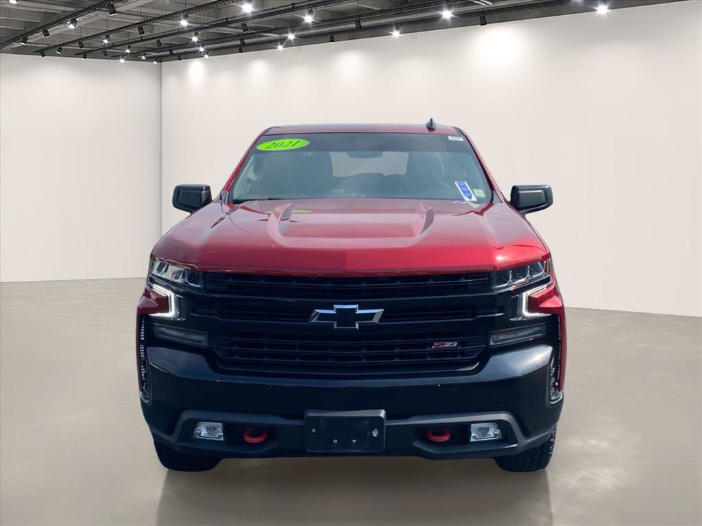 Used 2021 Chevrolet Silverado 1500 LT Trail Boss w/ Convenience Package II AWD/4WD image 2