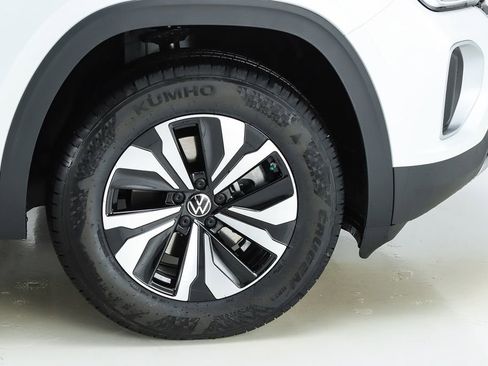 New 2026 Volkswagen Atlas SE FWD image 52
