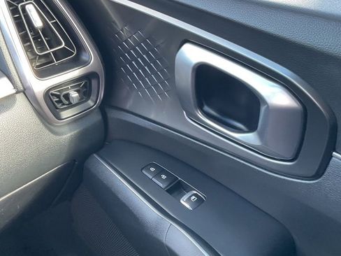 Used 2023 Kia Sorento EX image 20