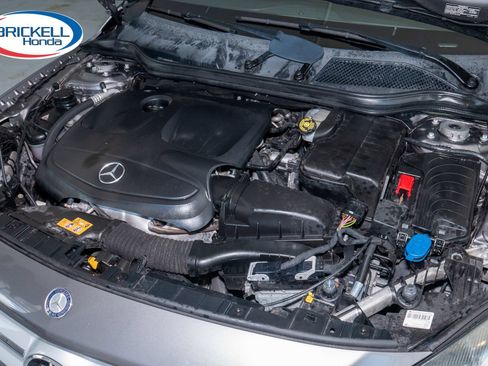 Used 2017 Mercedes-Benz GLA 250 image 38