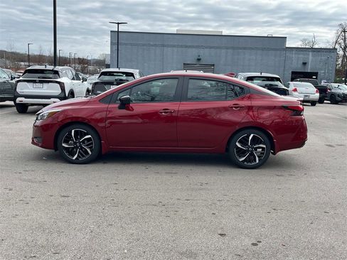 Used 2025 Nissan Versa SR w/ Trunk Package image 5