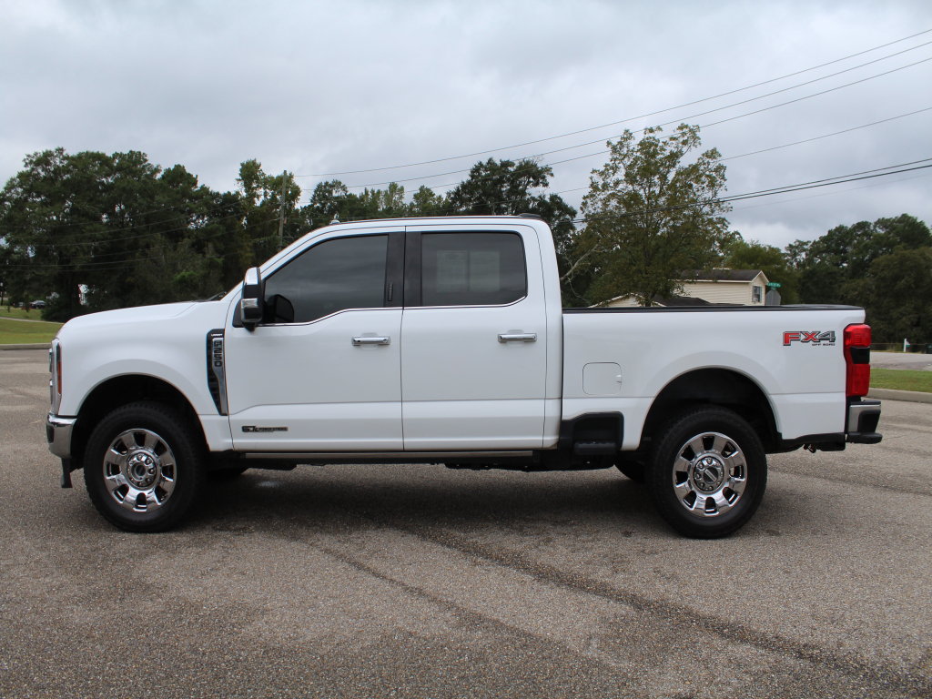 Used 2024 Ford F250 Lariat w/ Lariat Ultimate Package AWD/4WD image 9