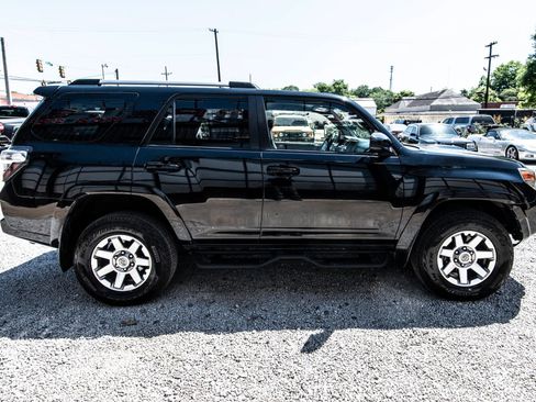 Used 2016 Toyota 4Runner Trail AWD/4WD image 12