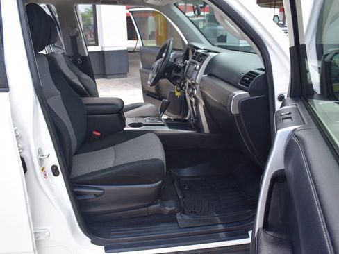 Used 2019 Toyota 4Runner SR5 RWD image 15