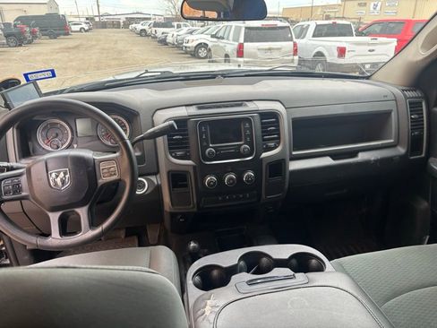 Used 2017 RAM 2500 Tradesman w/ Chrome Appearance Group image 12