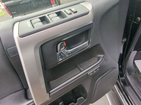 Used 2023 Toyota 4Runner Limited AWD/4WD image 13