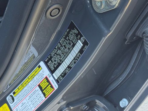 Used 2025 Toyota Camry LE FWD image 28