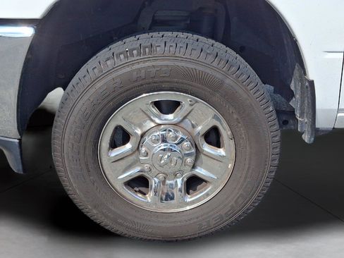 Used 2020 RAM 2500 Tradesman AWD/4WD image 15