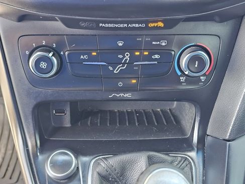 Used 2017 Ford Focus ST FWD image 27
