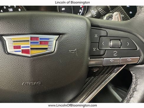 Used 2024 Cadillac XT6 Sport w/ LPO, Onyx Lite Package AWD/4WD image 27