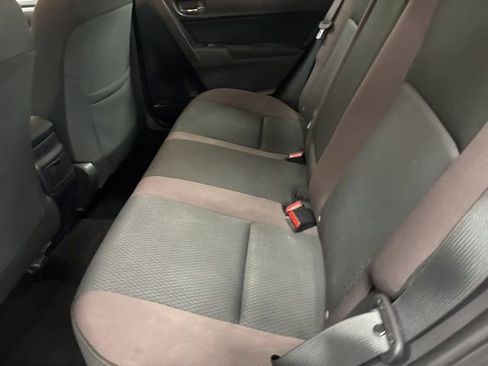 Used 2017 Toyota Corolla LE w/ Carpet Mat Package (TMS) FWD image 18