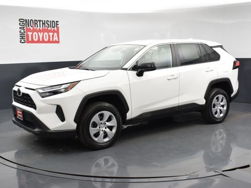 Used 2024 Toyota RAV4 LE image 8