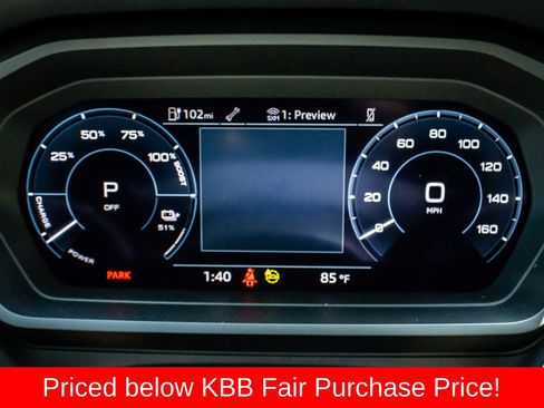 Used 2022 Audi Q4 e-tron Premium Plus AWD/4WD image 18