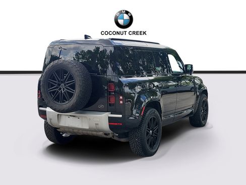 Used 2022 Land Rover Defender 110 XS Edition AWD/4WD image 4