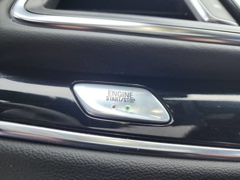 Used 2024 Buick Enclave Avenir w/ Avenir Technology Package image 31