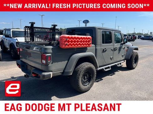 Used 2022 Jeep Gladiator Mojave w/ Cold Weather Group AWD/4WD image 5