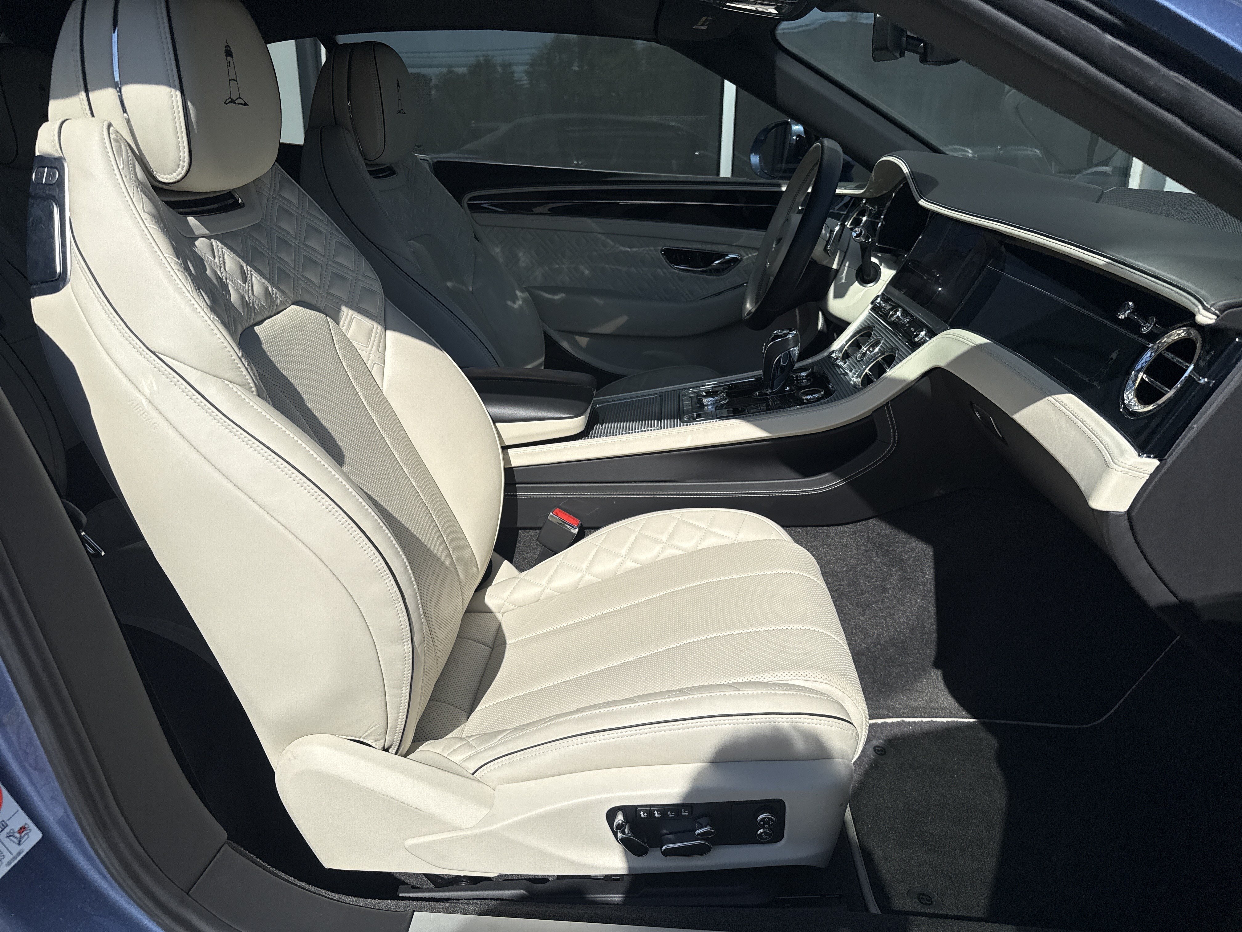 Used 2022 Bentley Continental GT AWD/4WD image 2