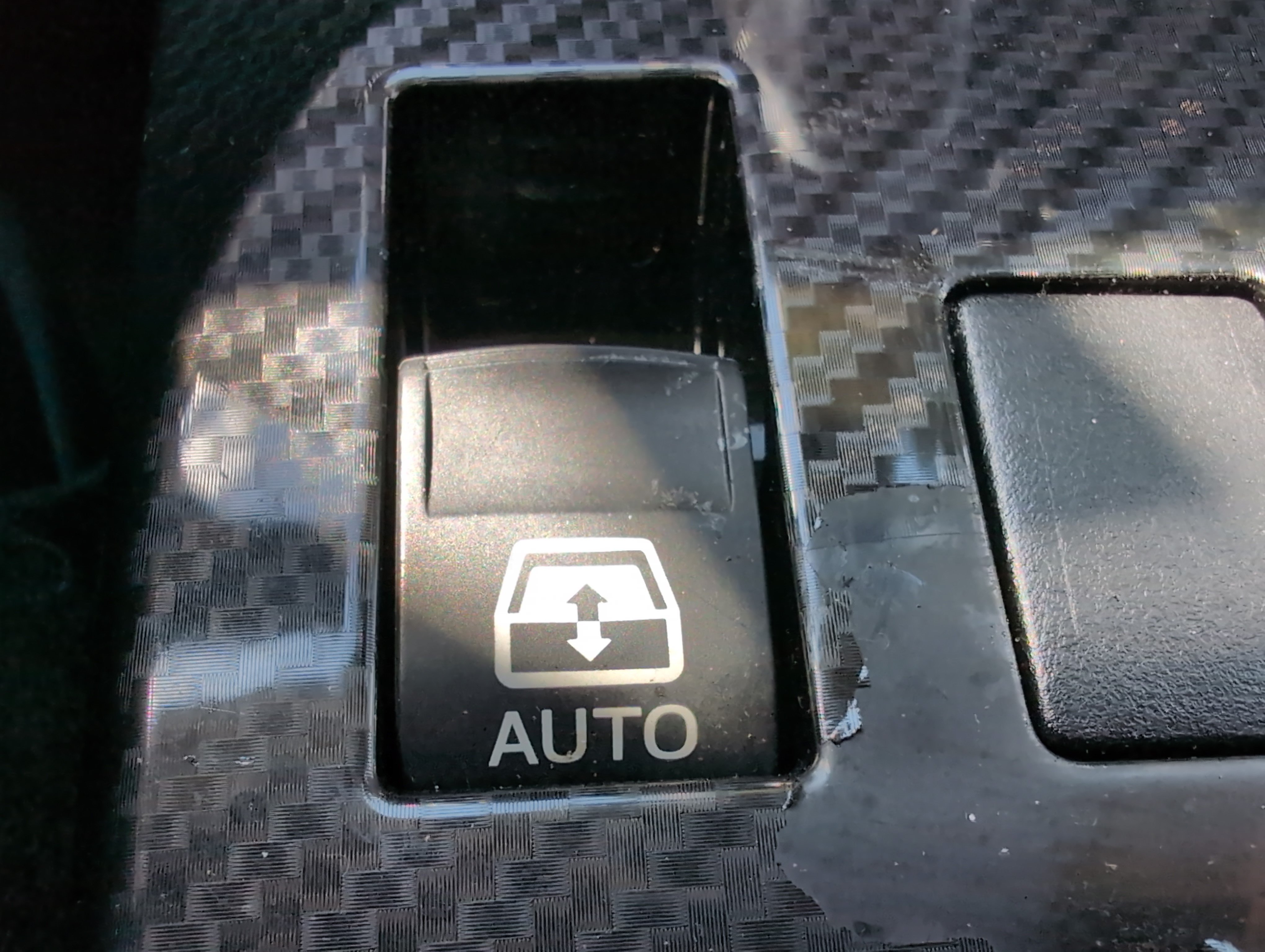 Used 2020 Toyota 4Runner TRD Off-Road AWD/4WD image 40