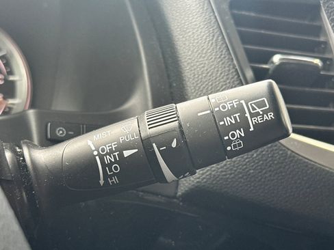 Used 2017 Honda Pilot Touring image 32