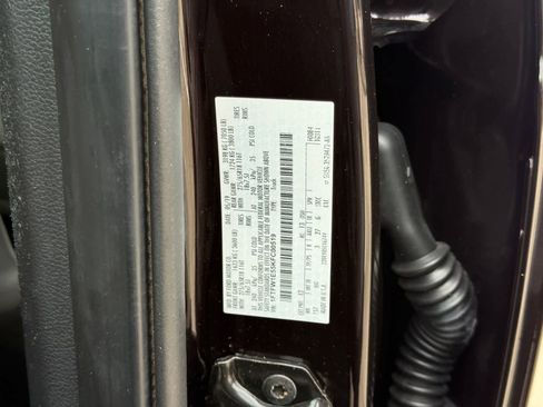 Used 2019 Ford F150 Lariat w/ Equipment Group 502A Luxury AWD/4WD image 24