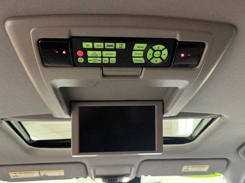 Used 2018 Honda Pilot Elite image 23