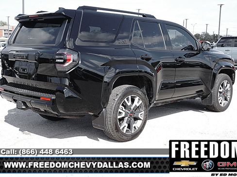 Used 2025 Toyota 4Runner TRD Sport Premium image 40