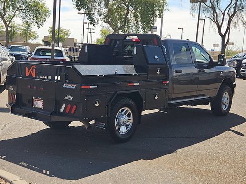 Used 2023 RAM 3500 Tradesman w/ Chrome Appearance Group AWD/4WD image 5