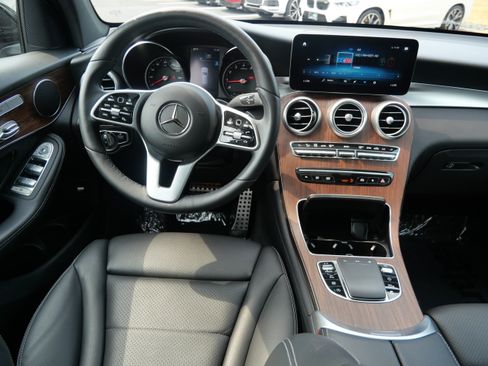 Used 2022 Mercedes-Benz GLC 300 4MATIC image 20