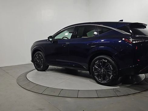 Certified 2025 Nissan Murano Platinum w/ Cargo Package image 3