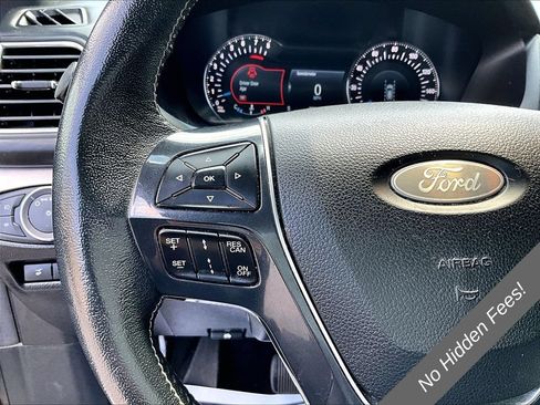 Used 2018 Ford Explorer Platinum AWD/4WD image 16