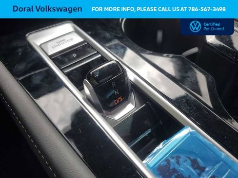 Used 2024 Volkswagen Atlas Cross Sport SE w/ Panoramic Sunroof Package FWD image 25